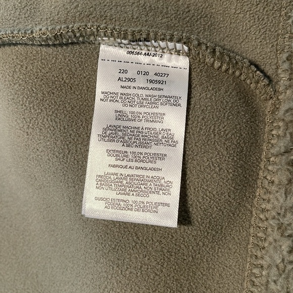 EUC Columbia Winter Pass Sherpa Vest - small - Picture 11 of 13